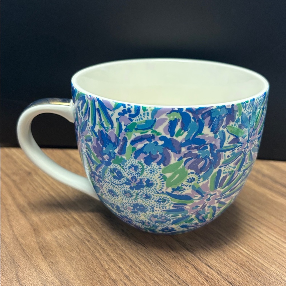 Lilly Pulitzer mugs